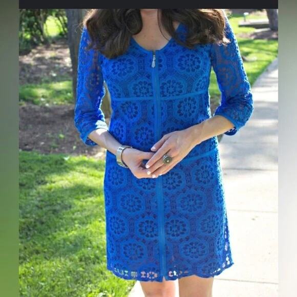 Laundry by Shelli Segal Cobalt Blue Lace 3/4 Sleeve V-Neck Shift Cocktail Dress - Picture 1 of 13